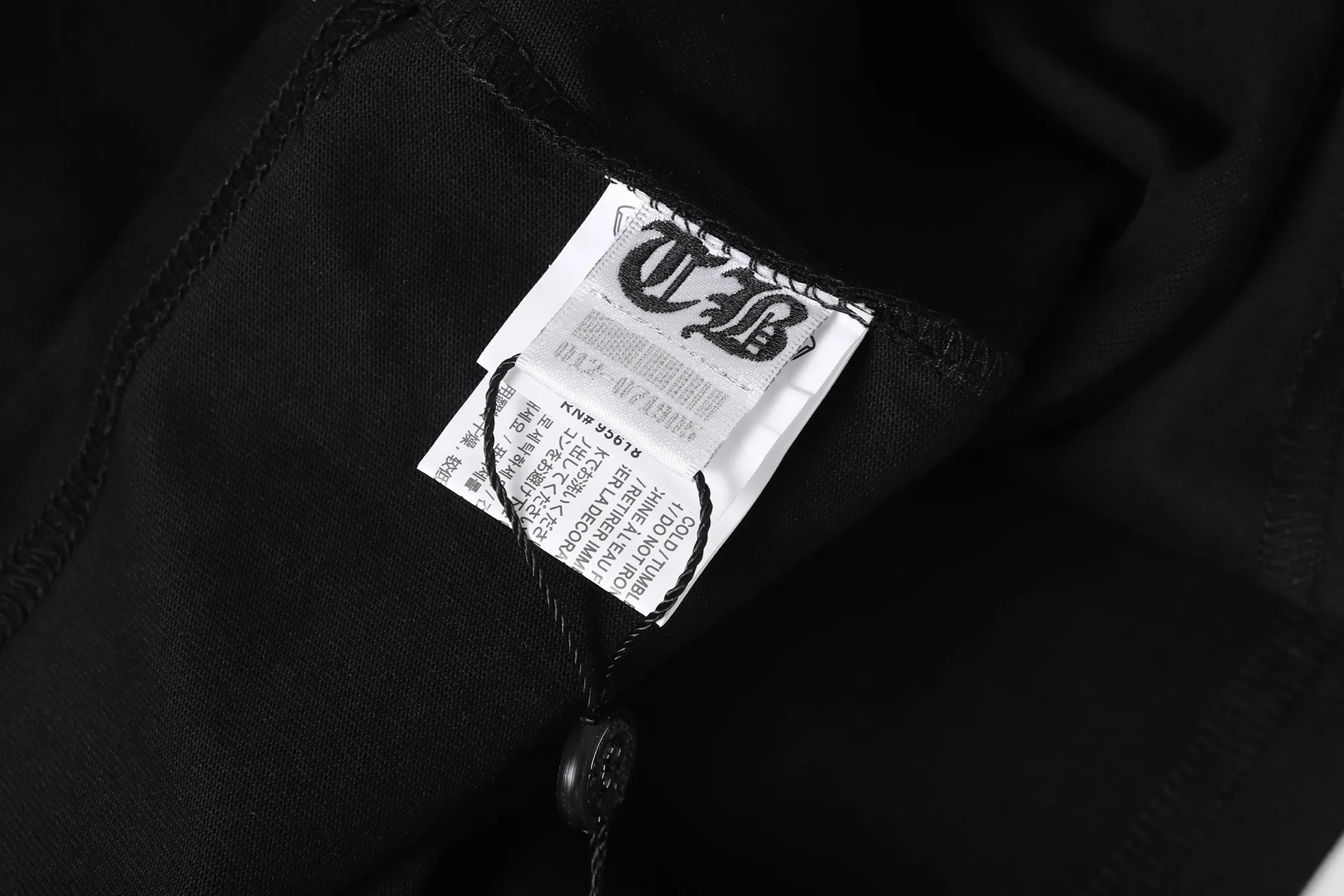 #K 2238 90 Chrome Hearts/ T Quality Colour： Black White Size: S M L XL